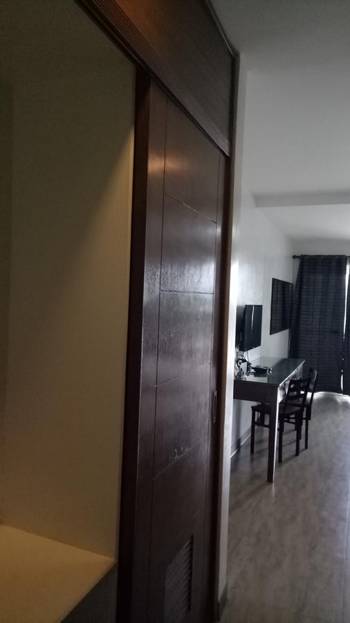 Northwood Hotel Alaminos Exterior photo